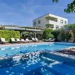 Family-friendly With Swimming Pool - 16509 Διαμέρισμα Τρογκίρ