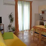 Διαμέρισμα Family-friendly With Swimming Pool - 16509