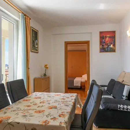 Family-friendly With Swimming Pool - 16509 트로기르