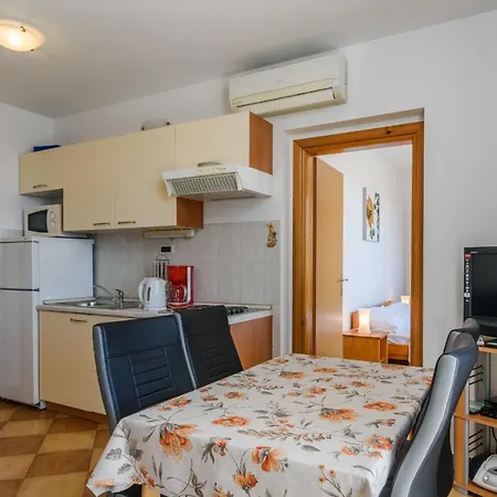 아파트 Family-friendly With Swimming Pool - 16509 *