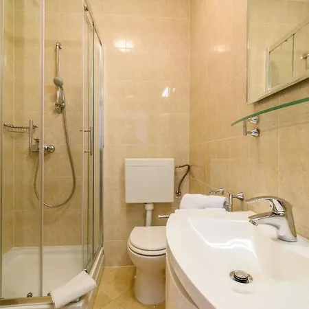 아파트 Family-friendly With Swimming Pool - 16509 *