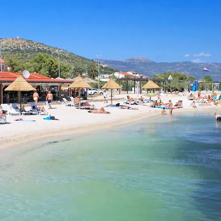 Διαμέρισμα Family-friendly With Swimming Pool - 16509